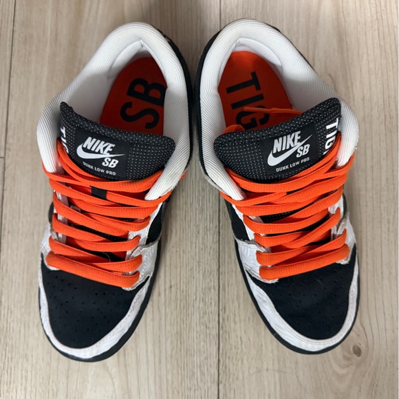Nike SB Dunk Low Tightbooth Sneakers with Orange Highlights - Picture 1 of 5
